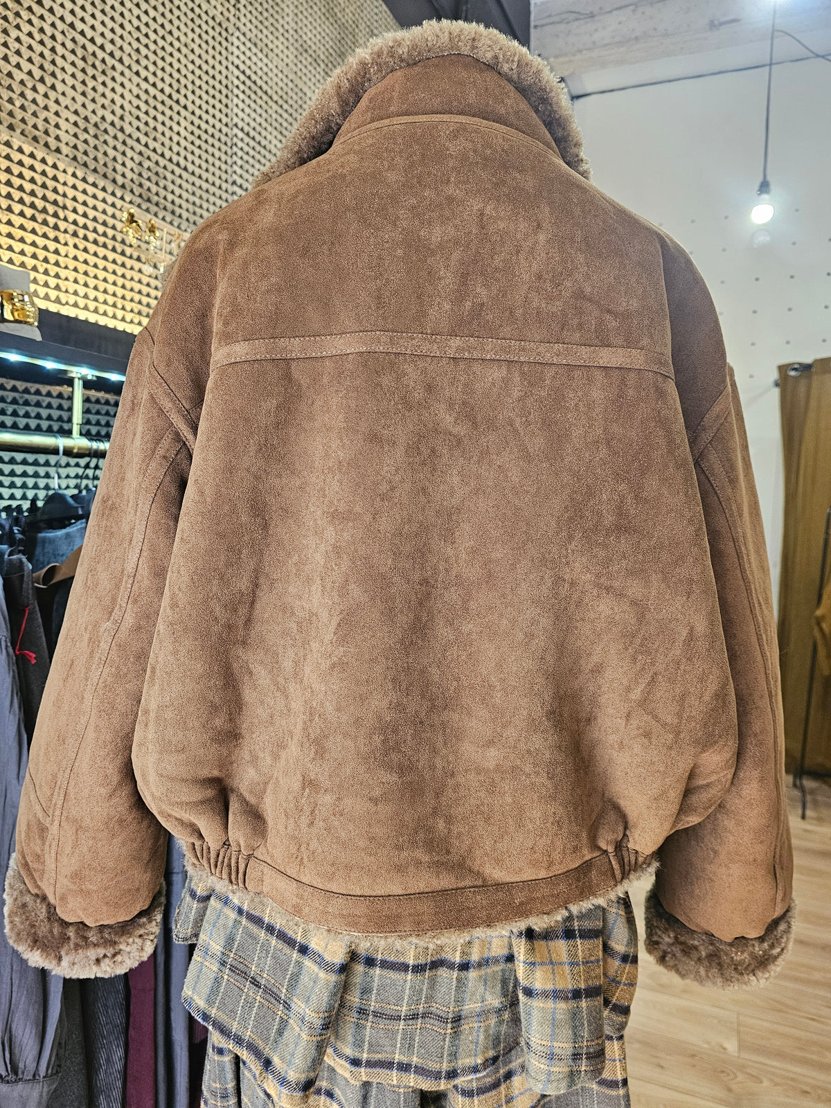 Blouson effet peau lainée