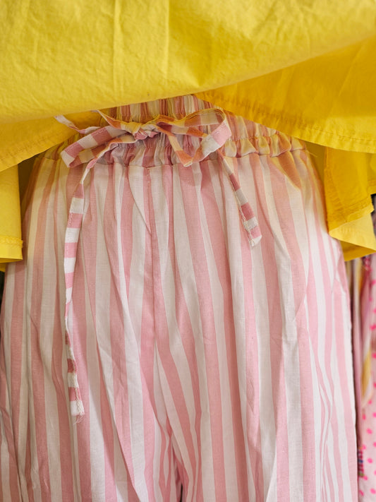 Pantalon rayé rose et blanc