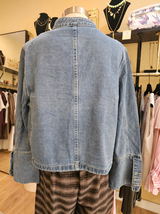 Veste jean et brandebourgs