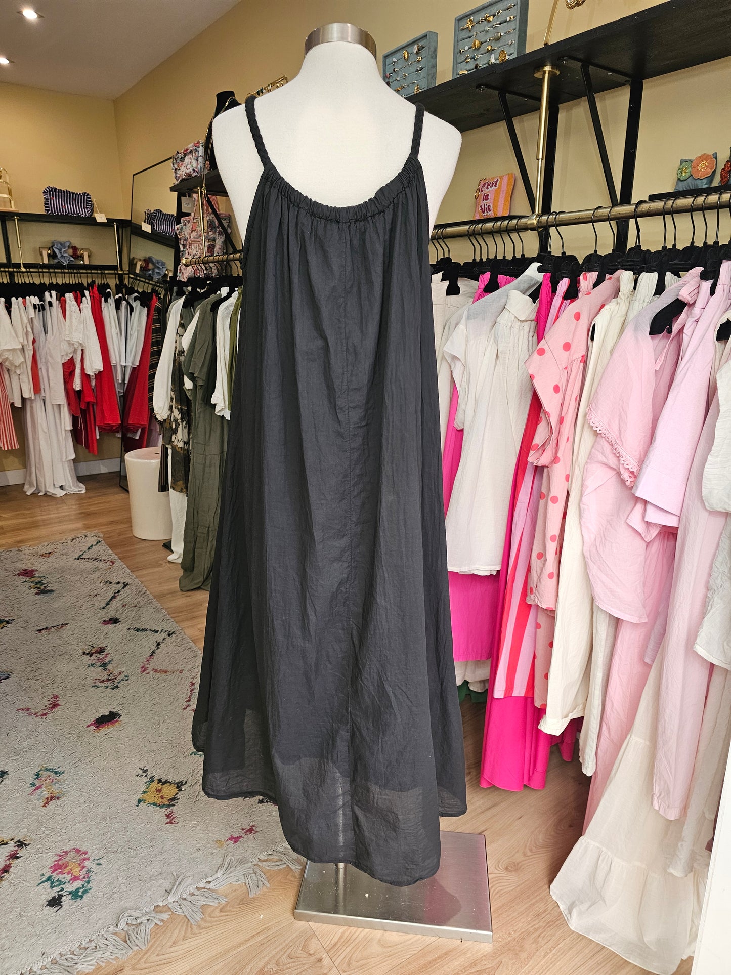 Robe en voile de coton noir johanna paris