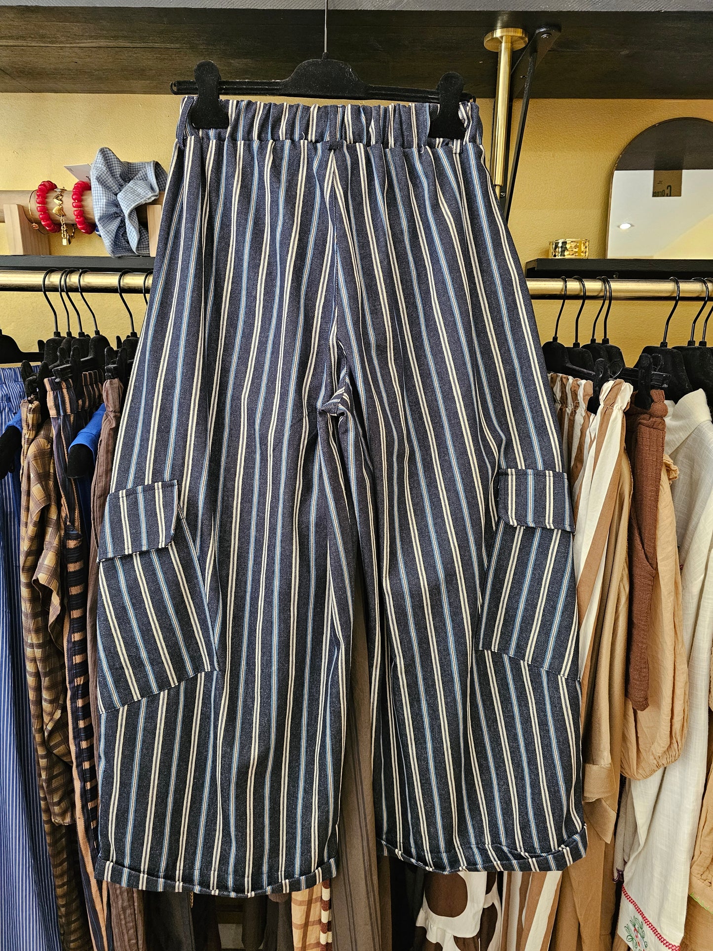 Pantalon rayé bleu