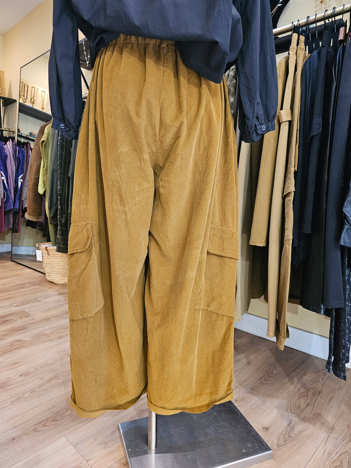 Pantalon magique 2 cargo palude Johanna Paris