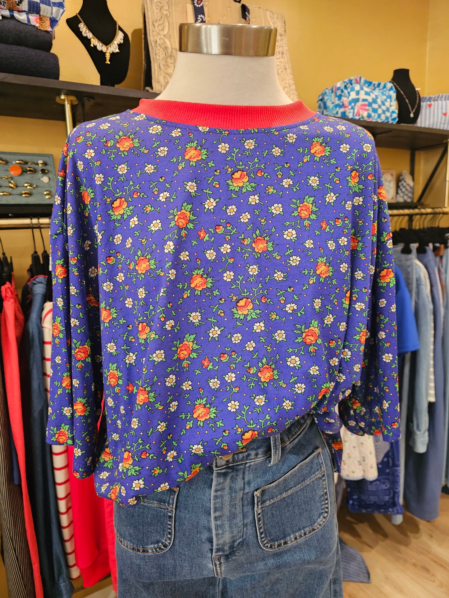 Tshirt + foulard The corner