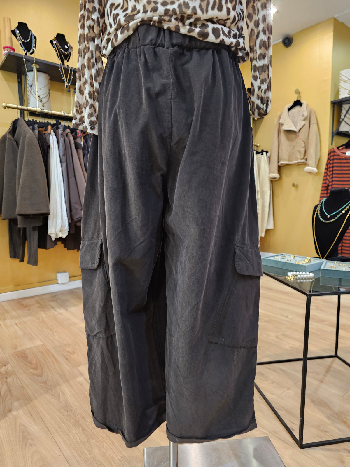 Pantalon magique 2 cargo chocolat Johanna Paris