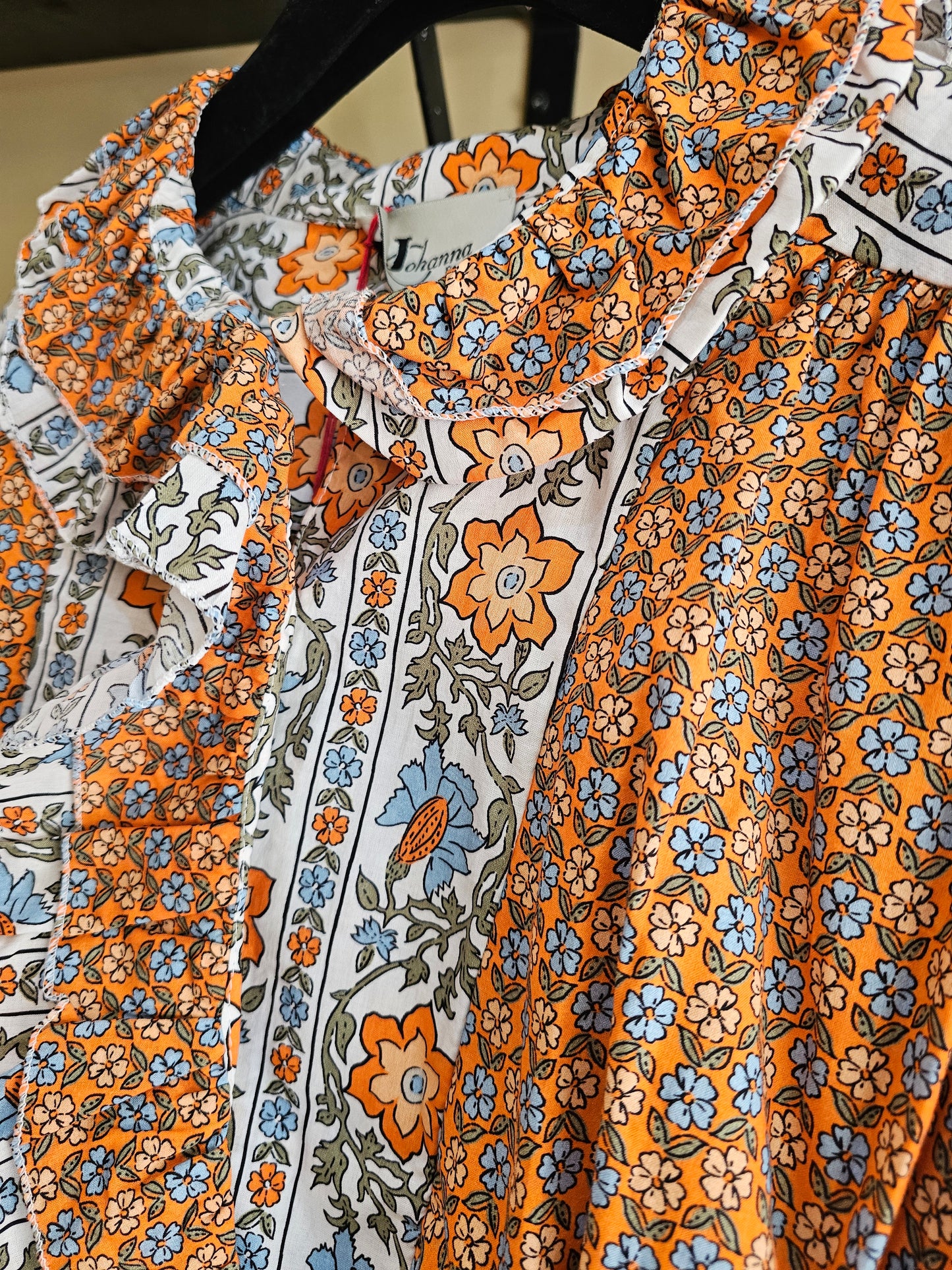 Top orange fleuri Johanna Paris