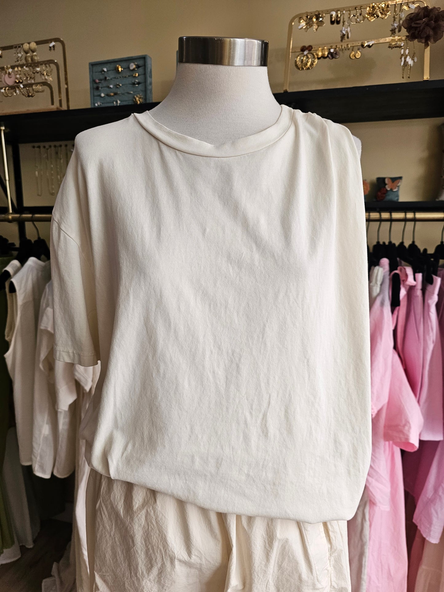 Tshirt 1 epaule ecru johanna paris
