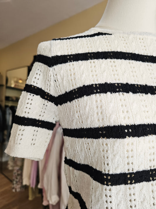 Top rayé noir et blanc