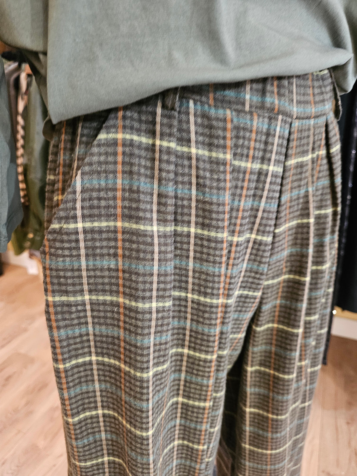 Pantalon à carreaux the corner