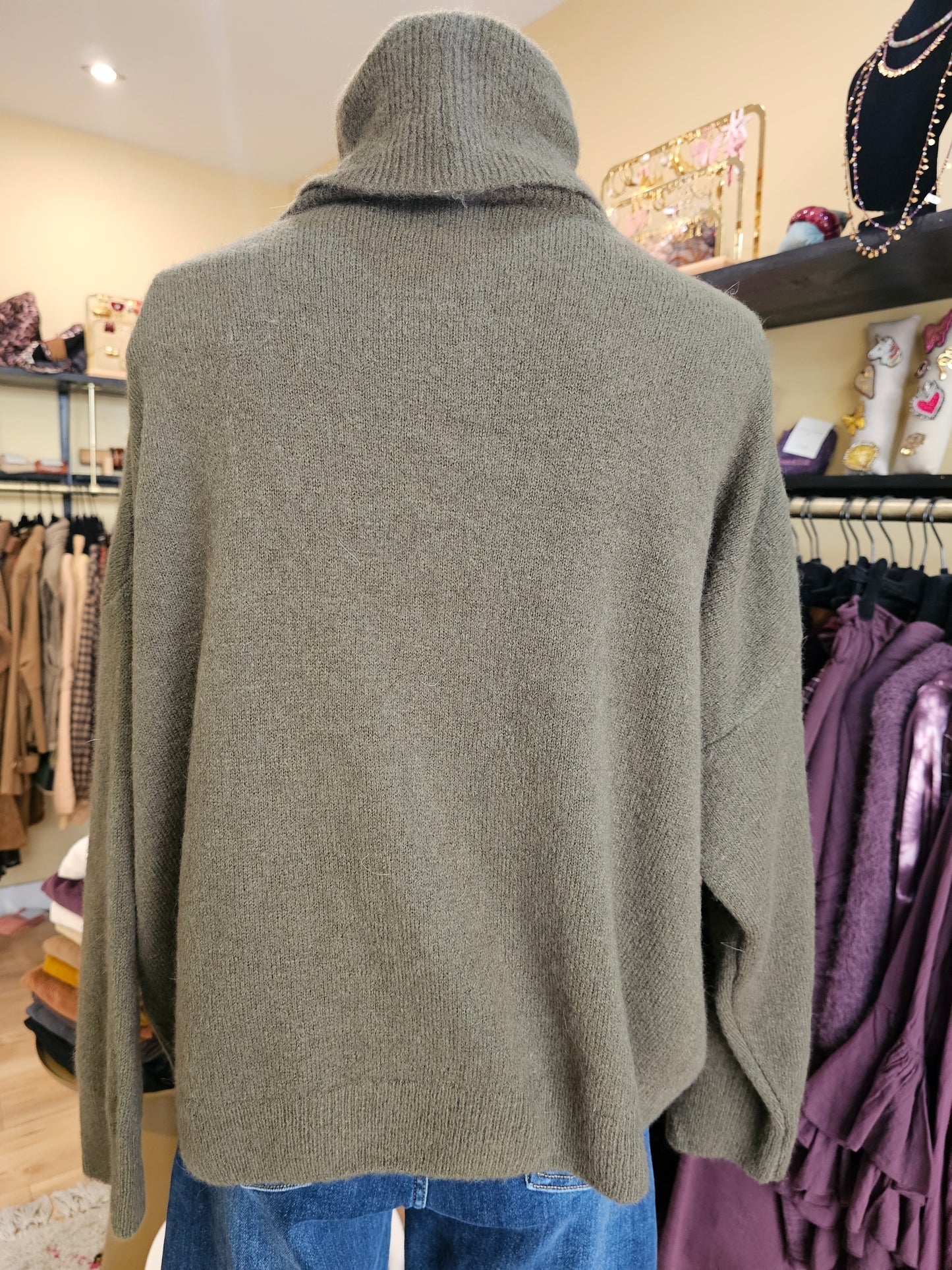 Pull col roulé vert Johanna Paris