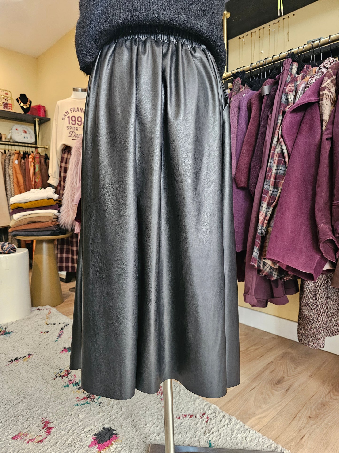 Jupe simili noire Johanna Paris