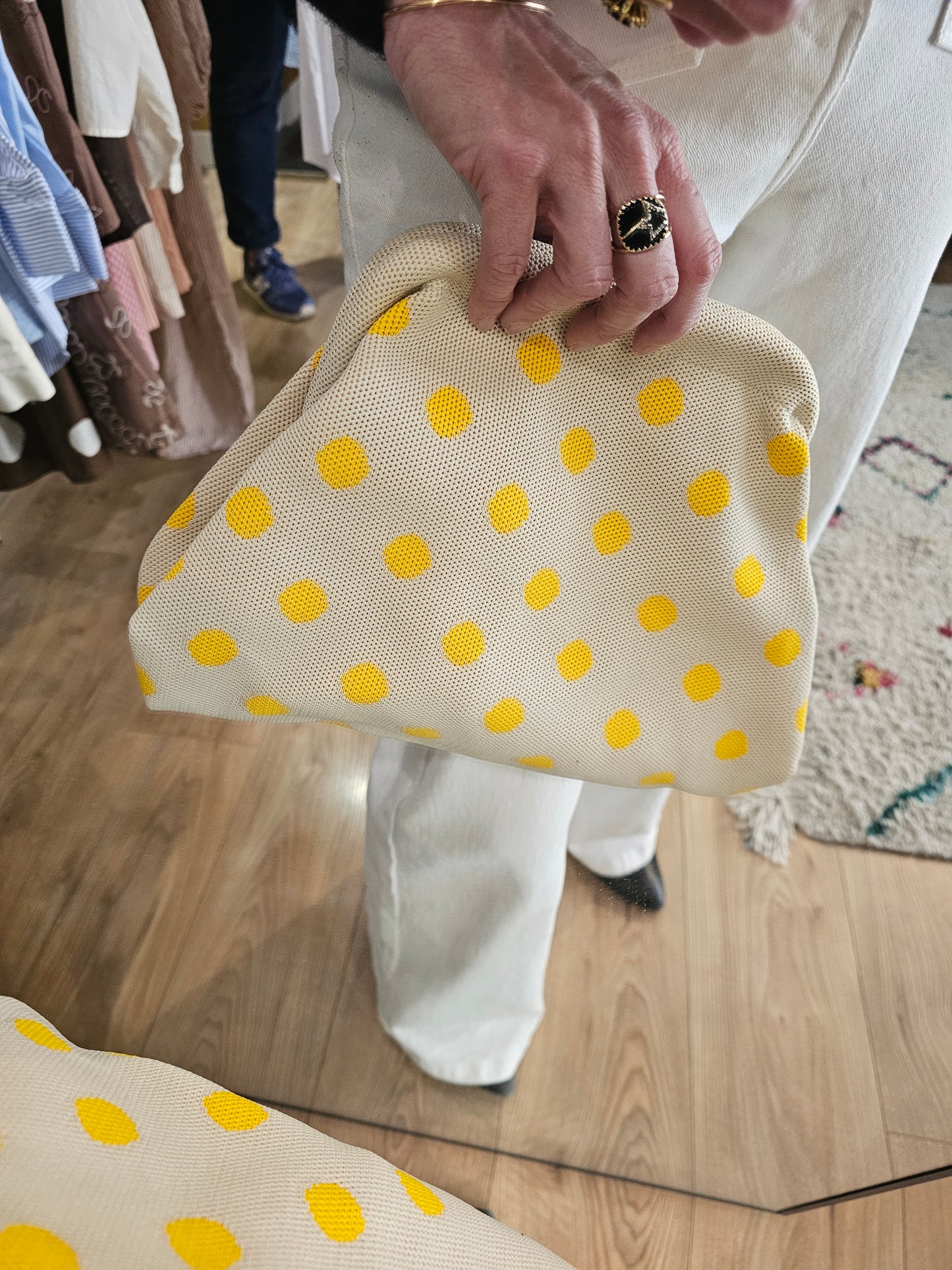Pochette pois jaunes