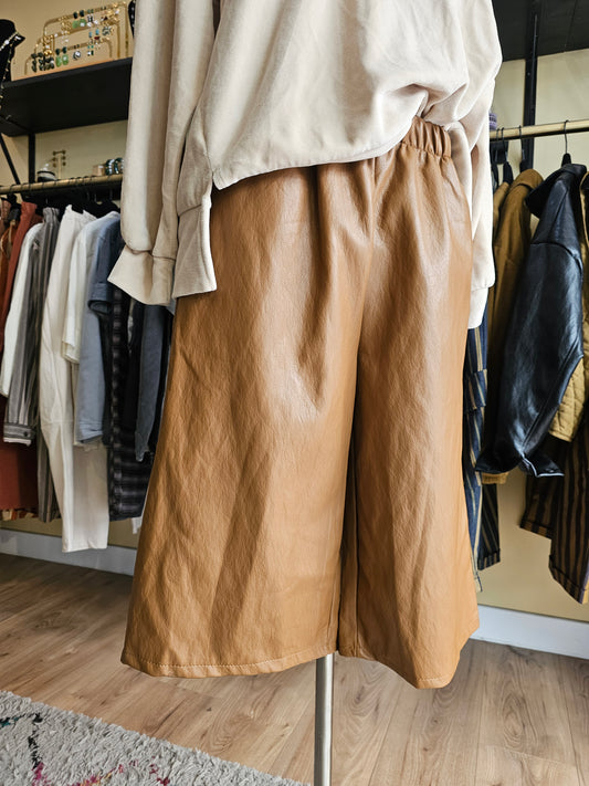 Bermuda long simili camel johanna paris