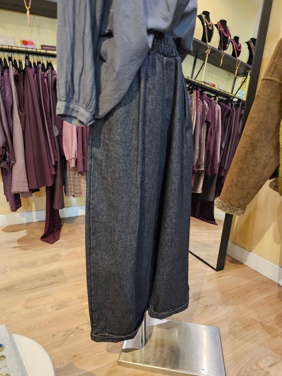 Pantalon magique 2 en jean anthracite Johanna Paris