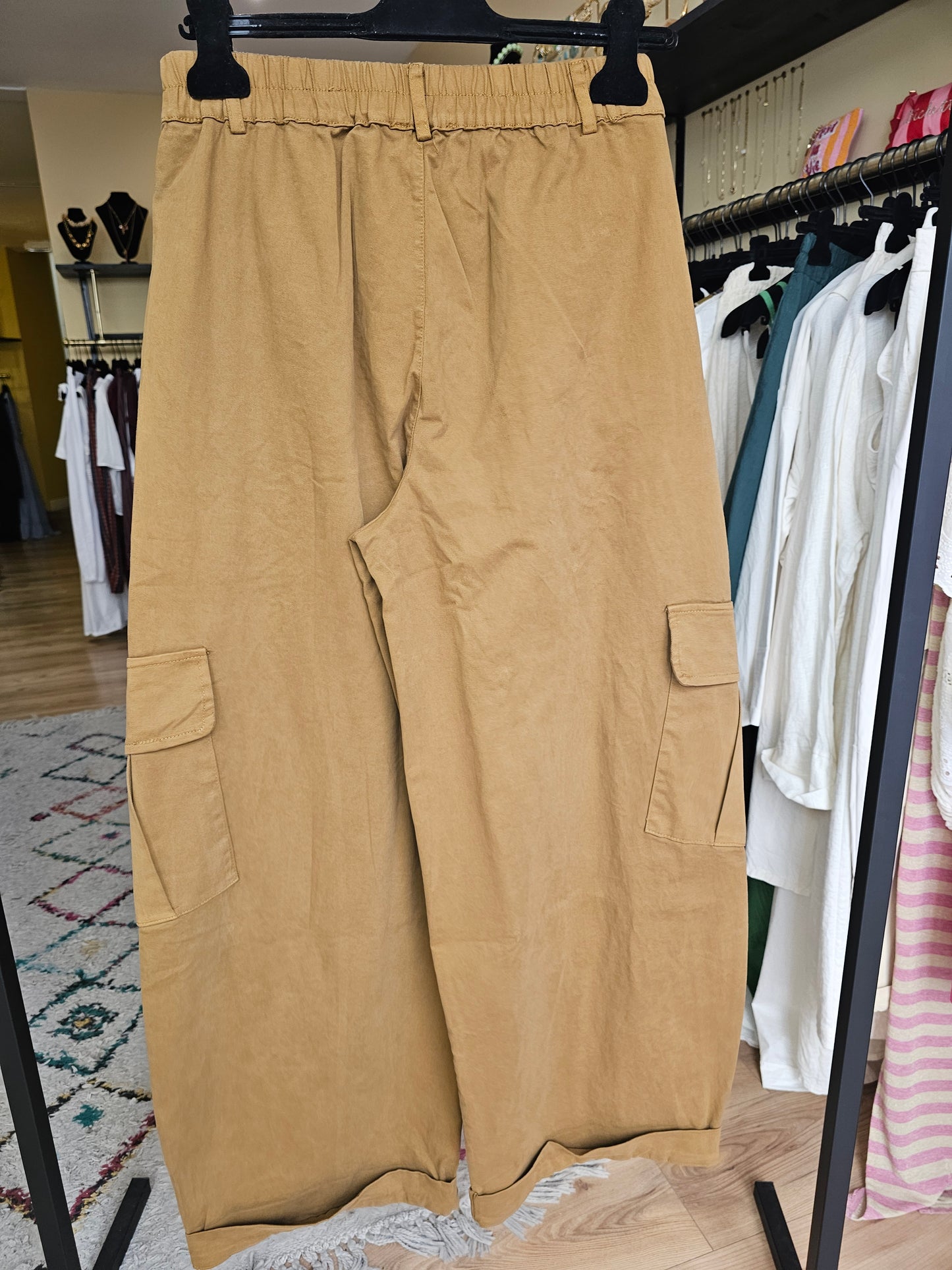 Pantalon cargo moutarde