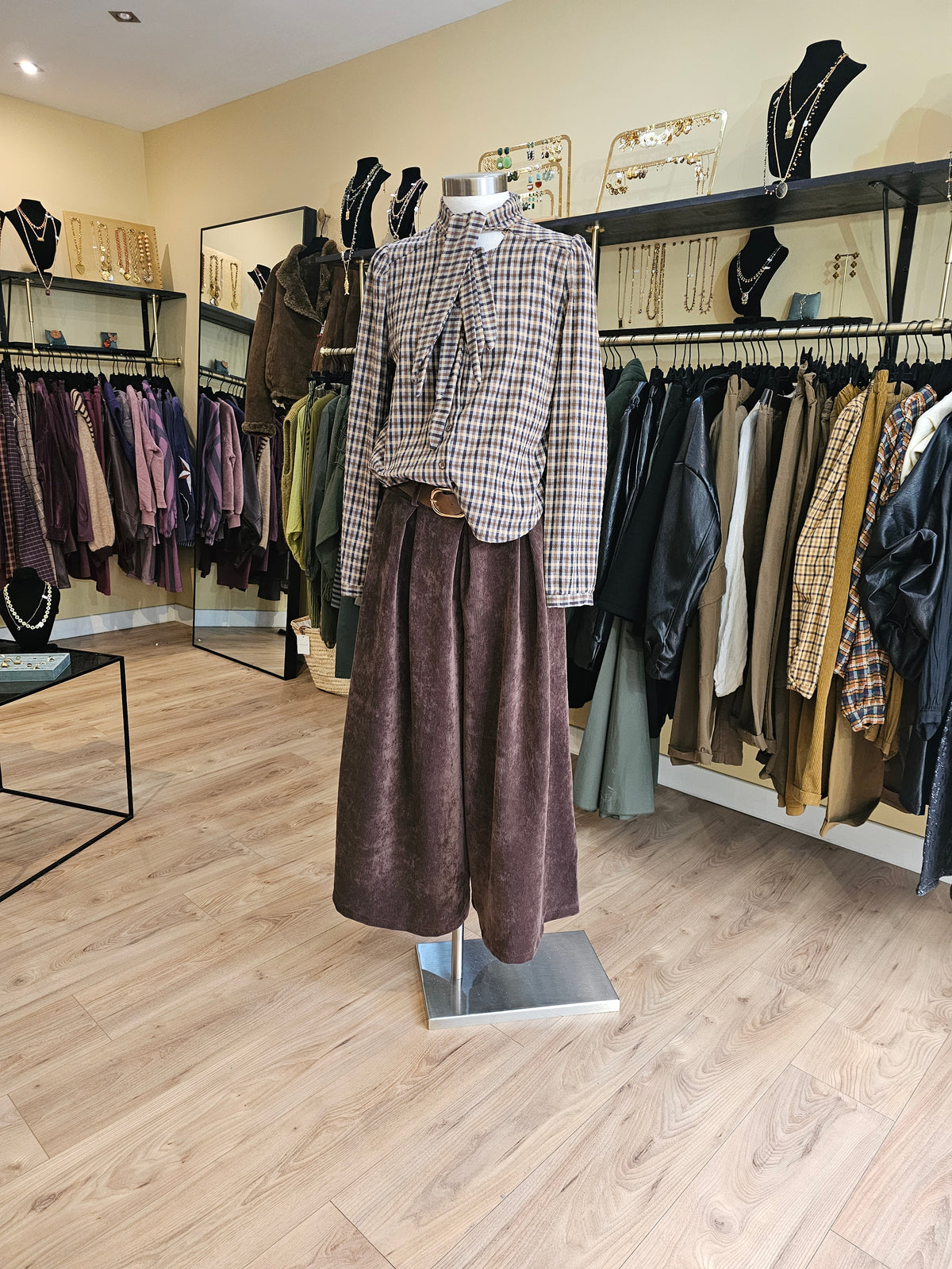 Pantalon jupe culotte en velours marron Johanna Paris