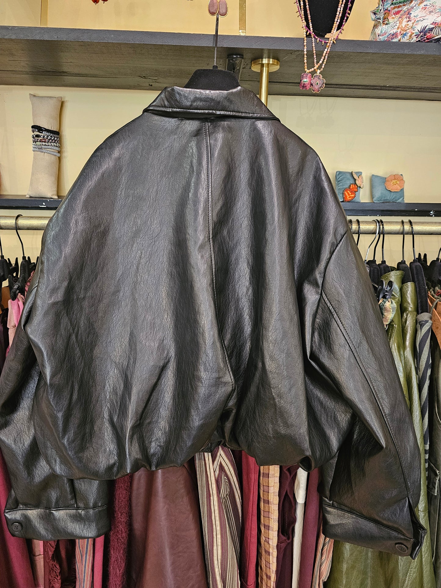 Blouson en simili noir johanna Paris