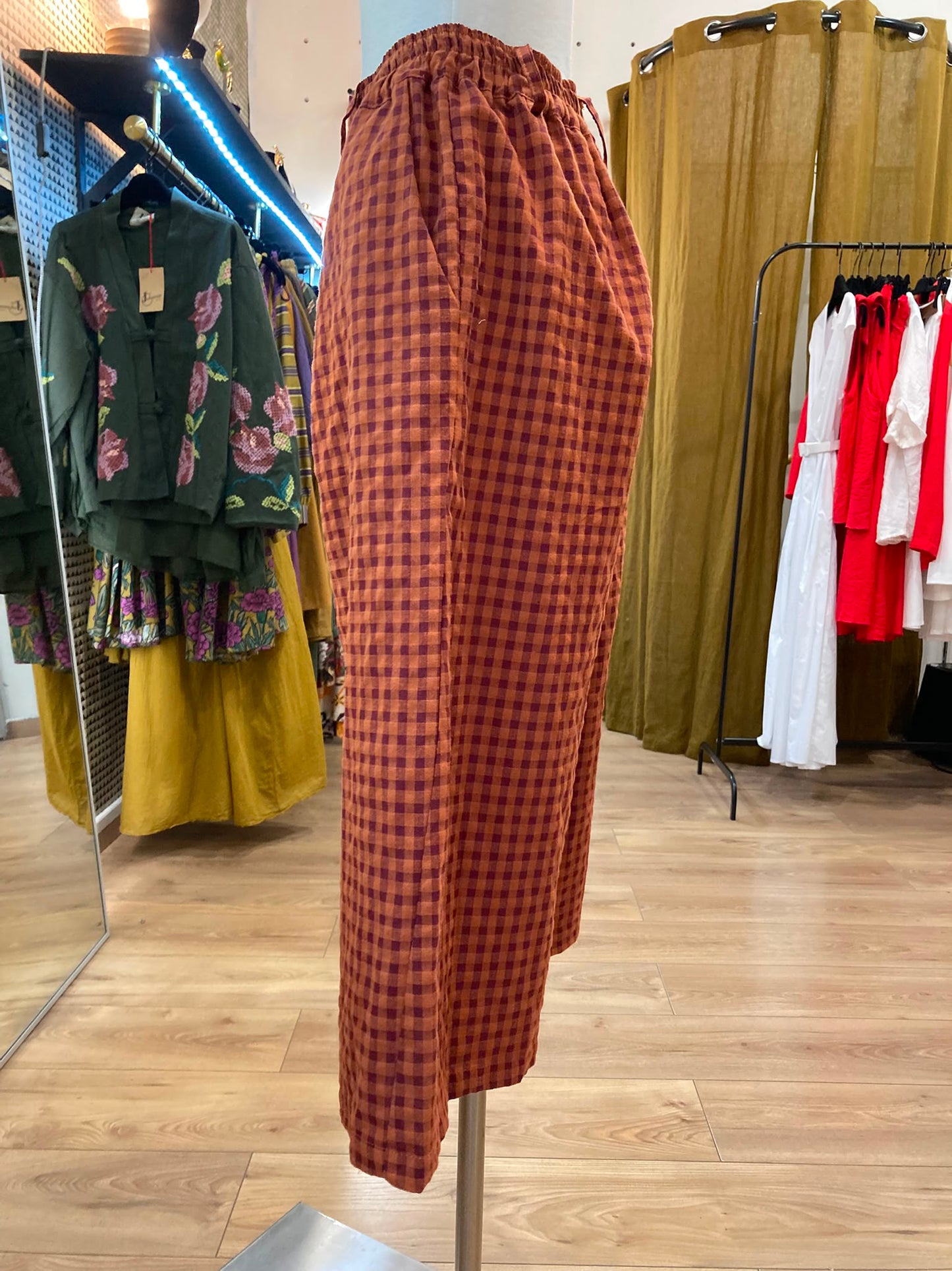 Pantalon à carreaux