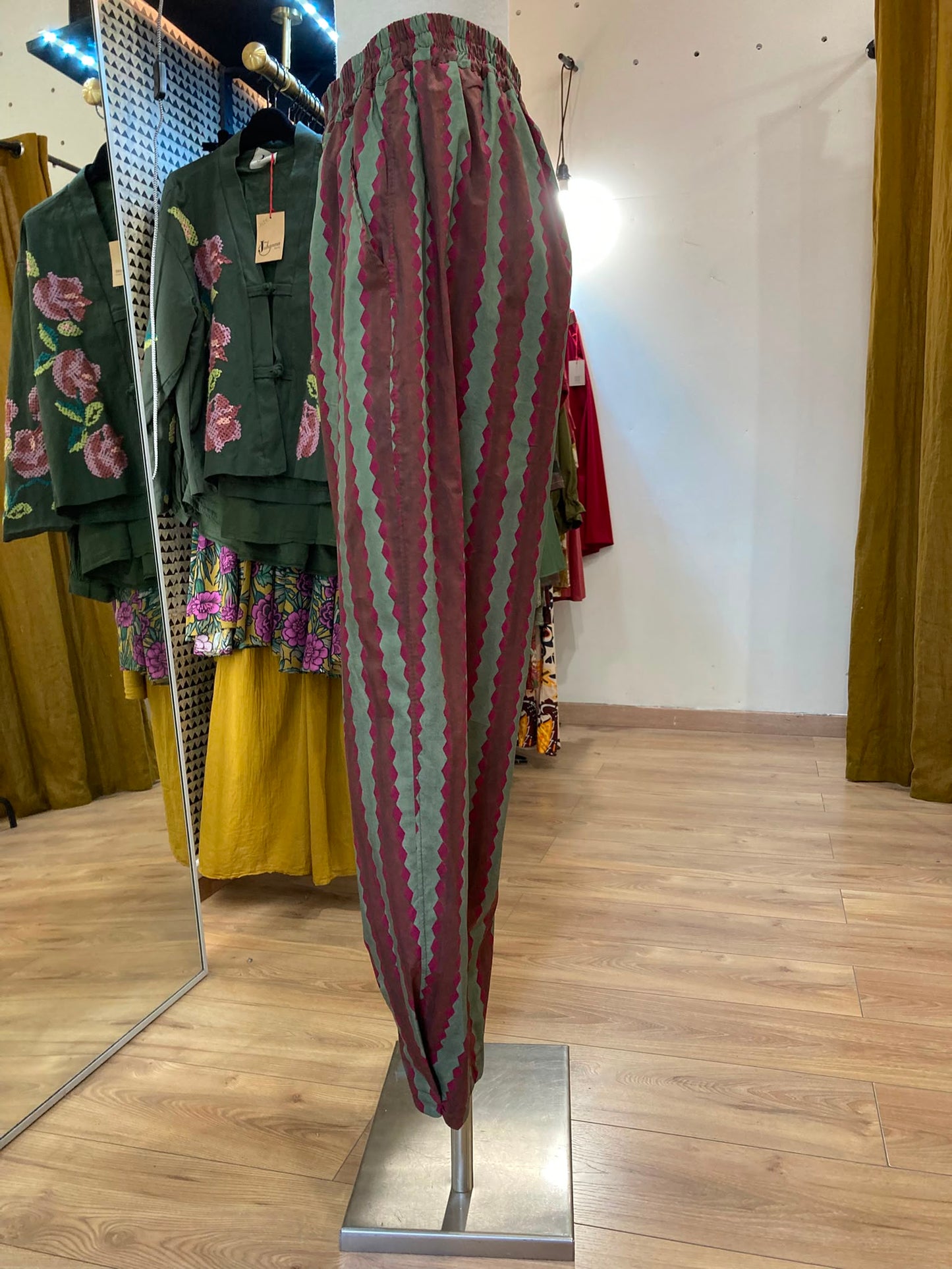 Pantalon the corner