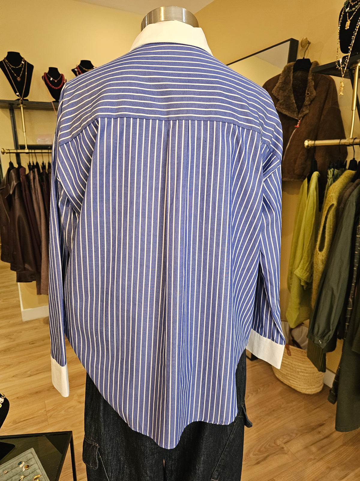 Chemise rayée bleu et blanc