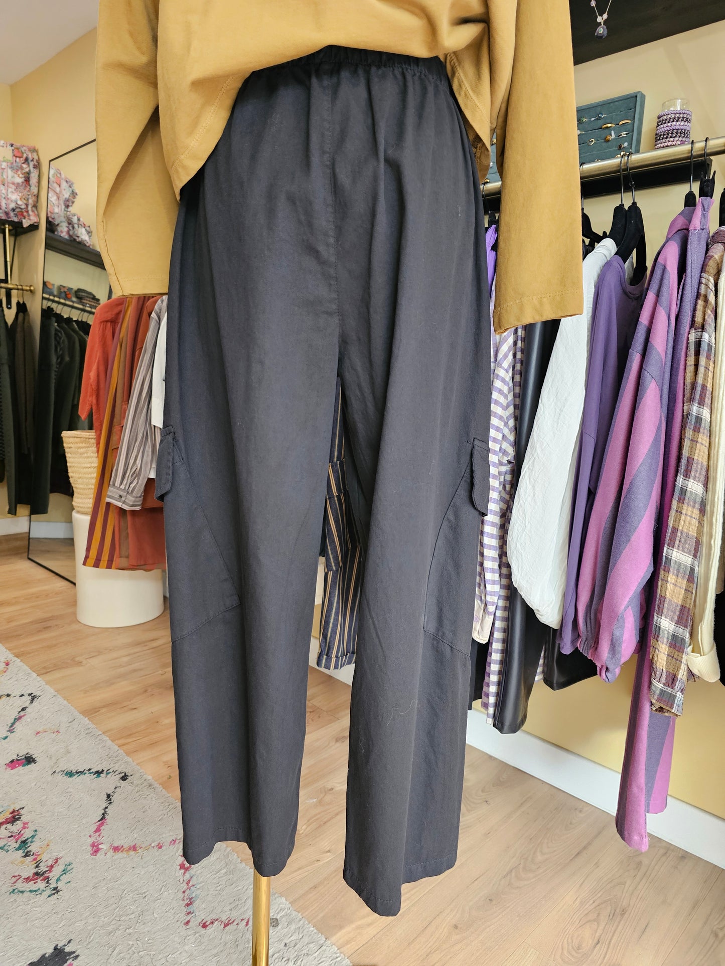 Pantalon cargo noir Johanna Paris