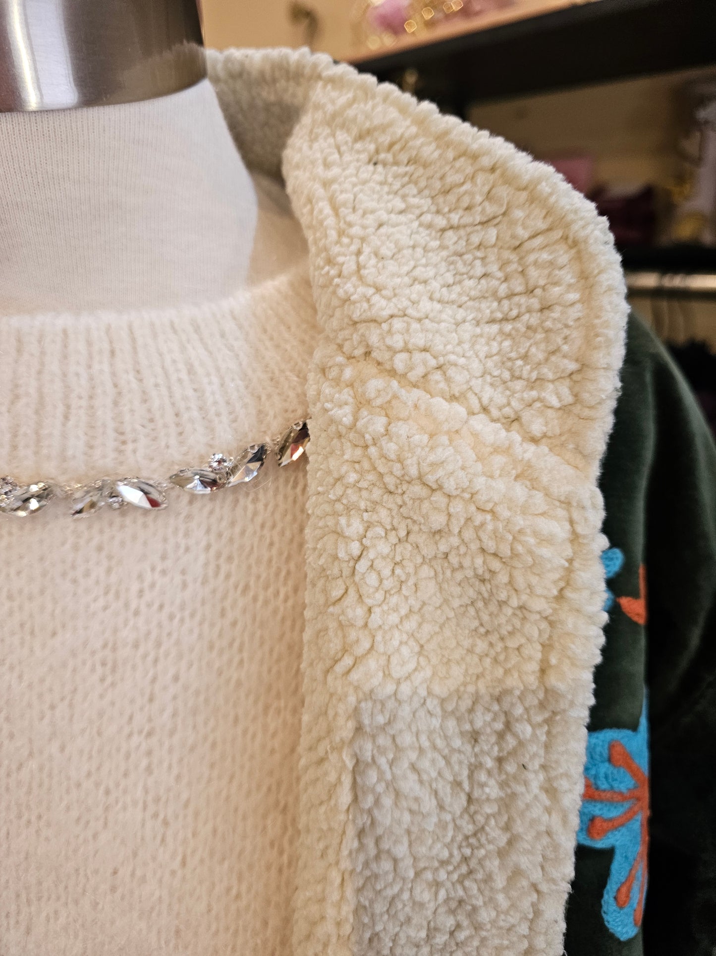 Veste brodée en velours The corner