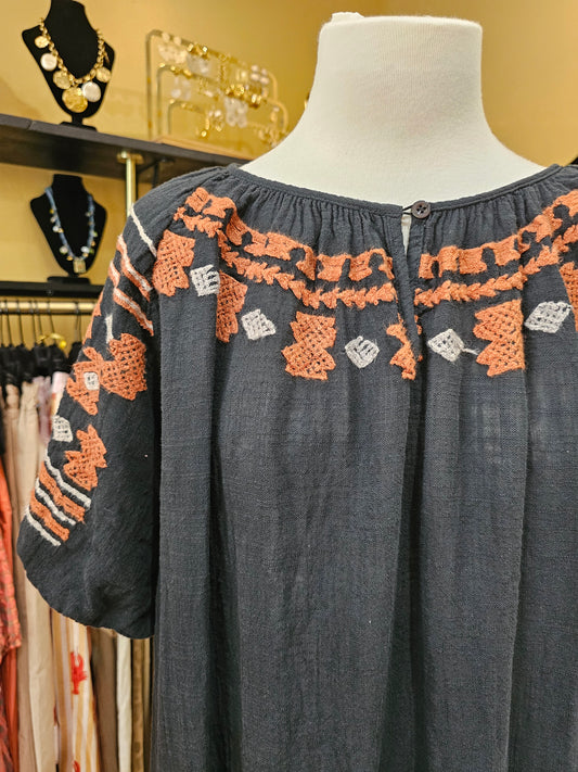 Robe brodée johanna Paris