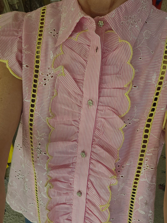 Chemise rose à jabot
