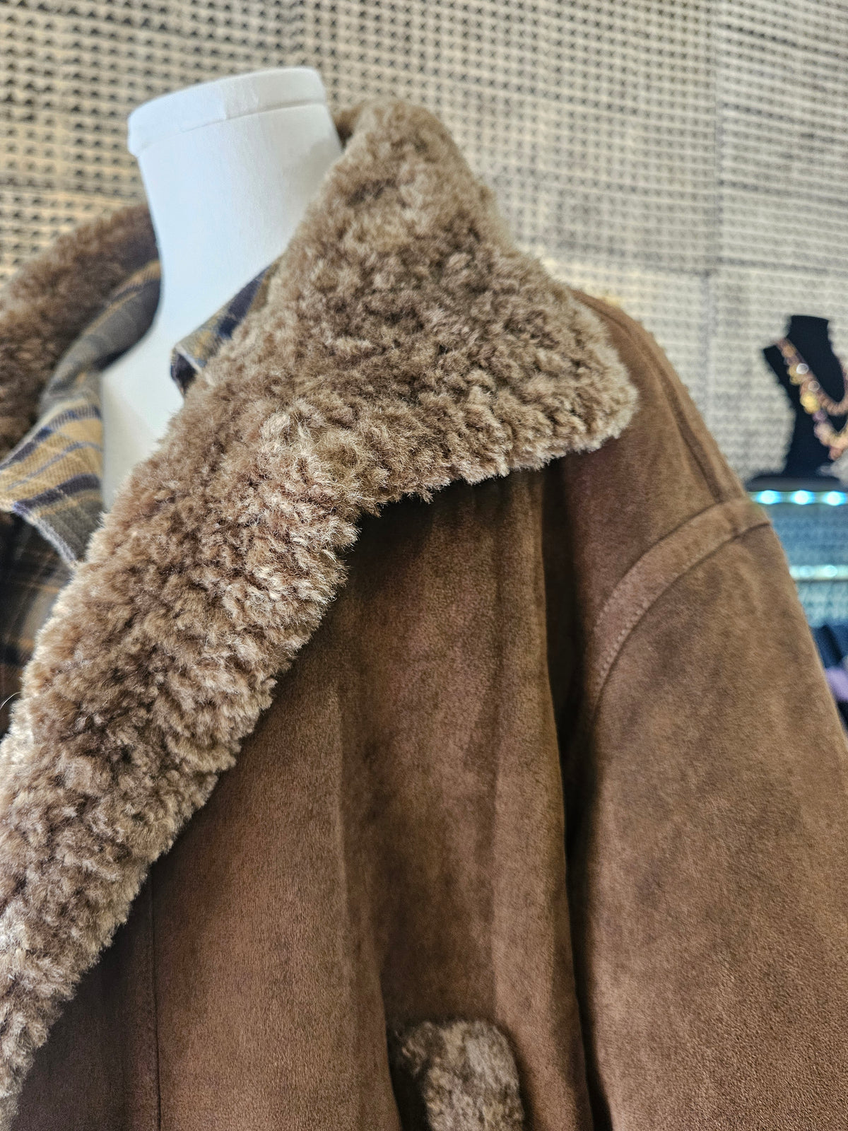 Blouson effet peau lainée