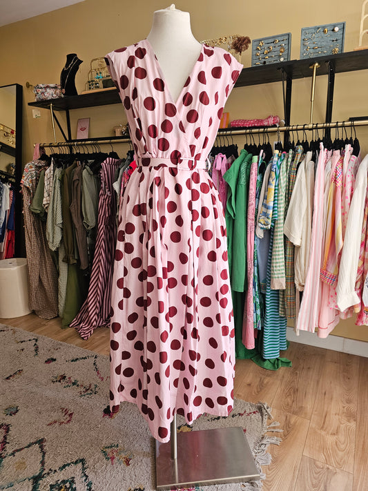 Robe bordeaux et rose à pois