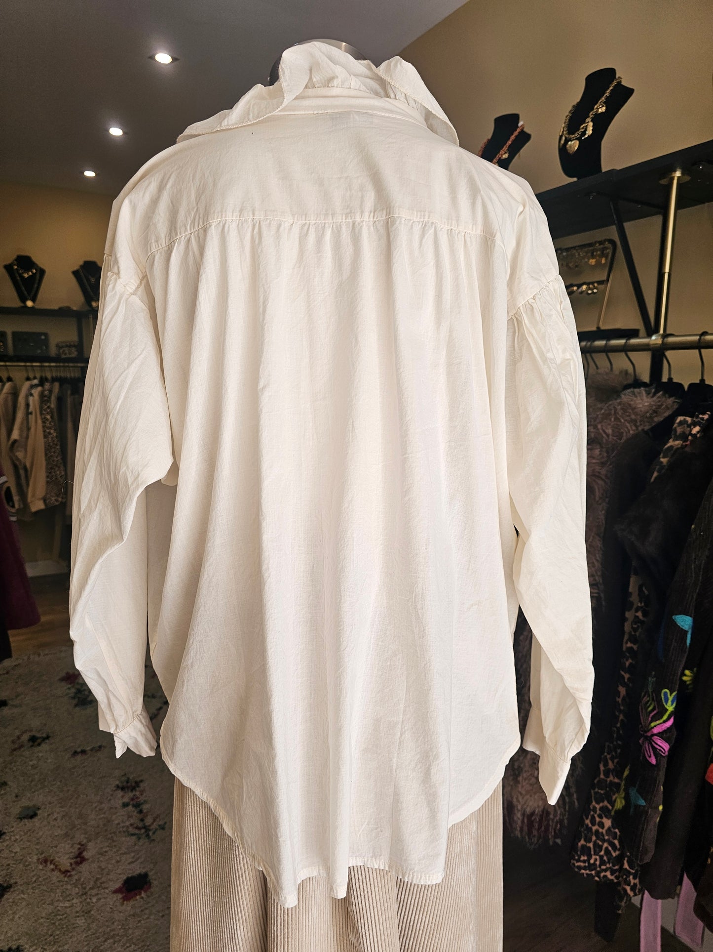 Chemise à volant
