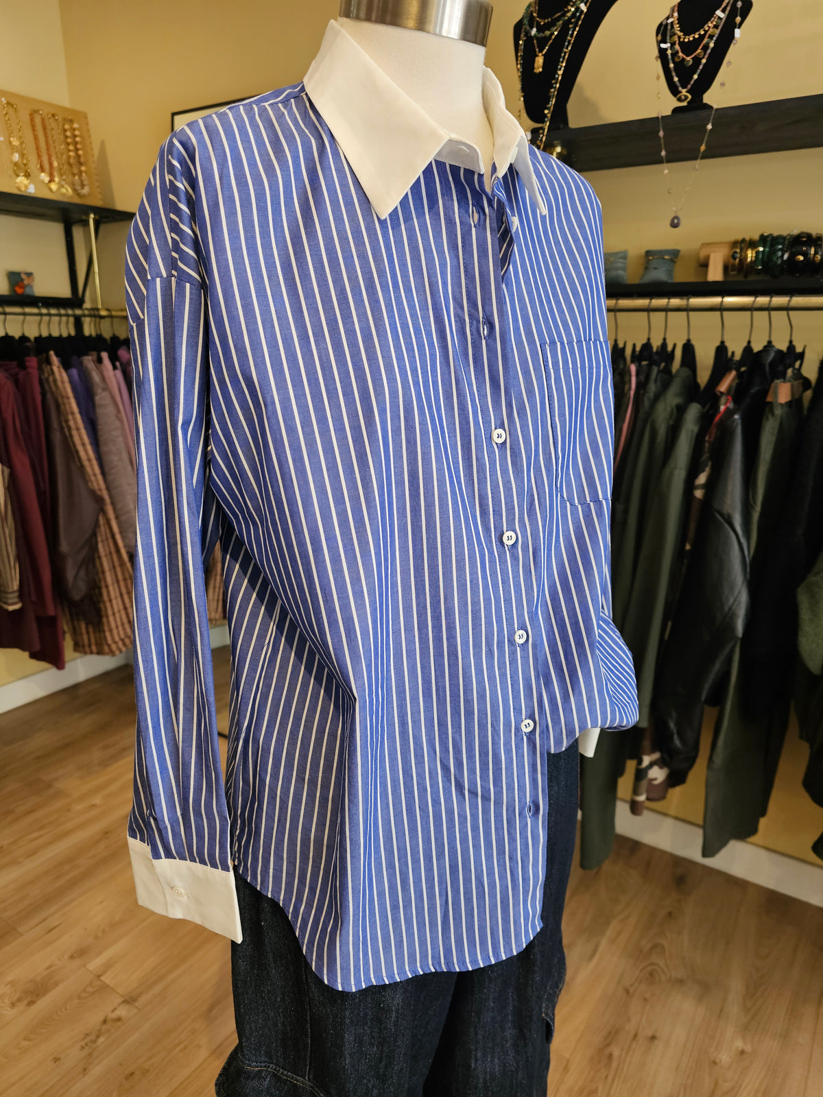 Chemise rayée bleu et blanc
