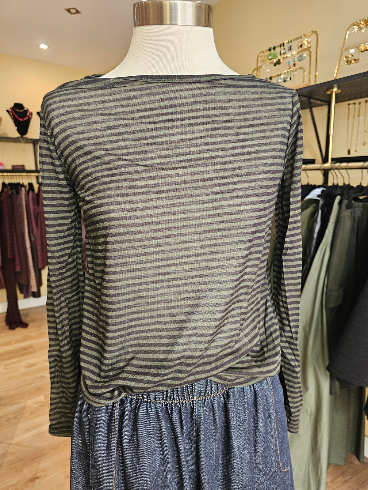 Sous pull rayé kaki et noir
