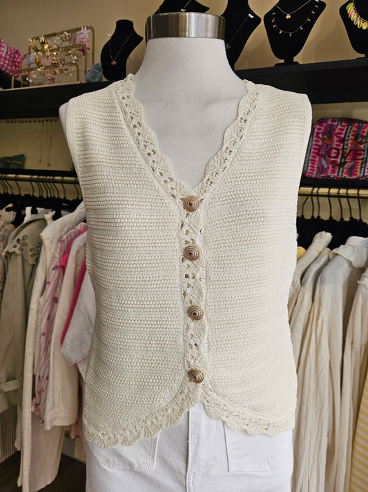 Top ecru boutons dorés