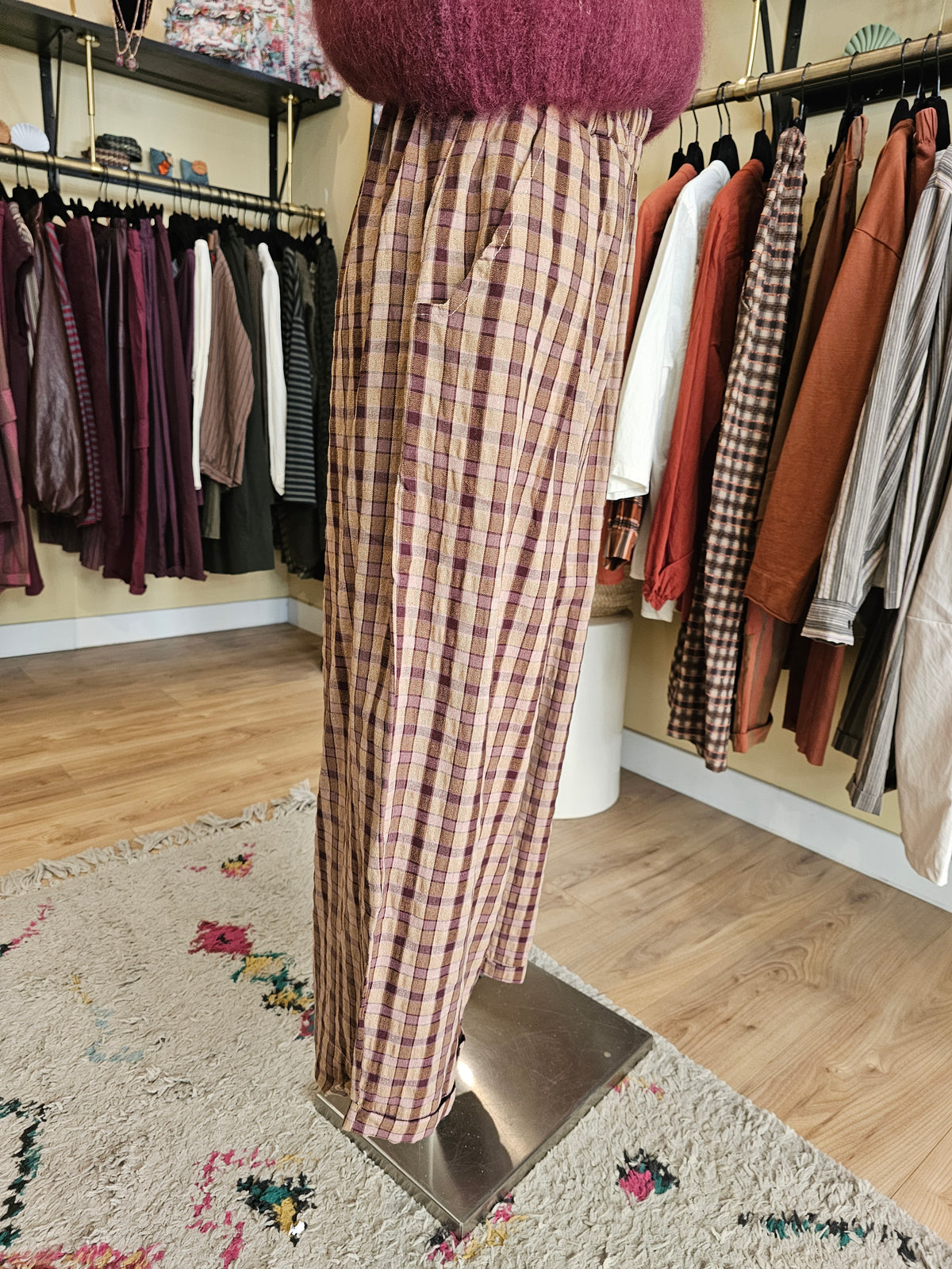 Pantalon large à carreaux