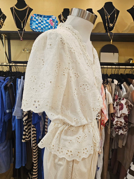 Top en broderie anglaise