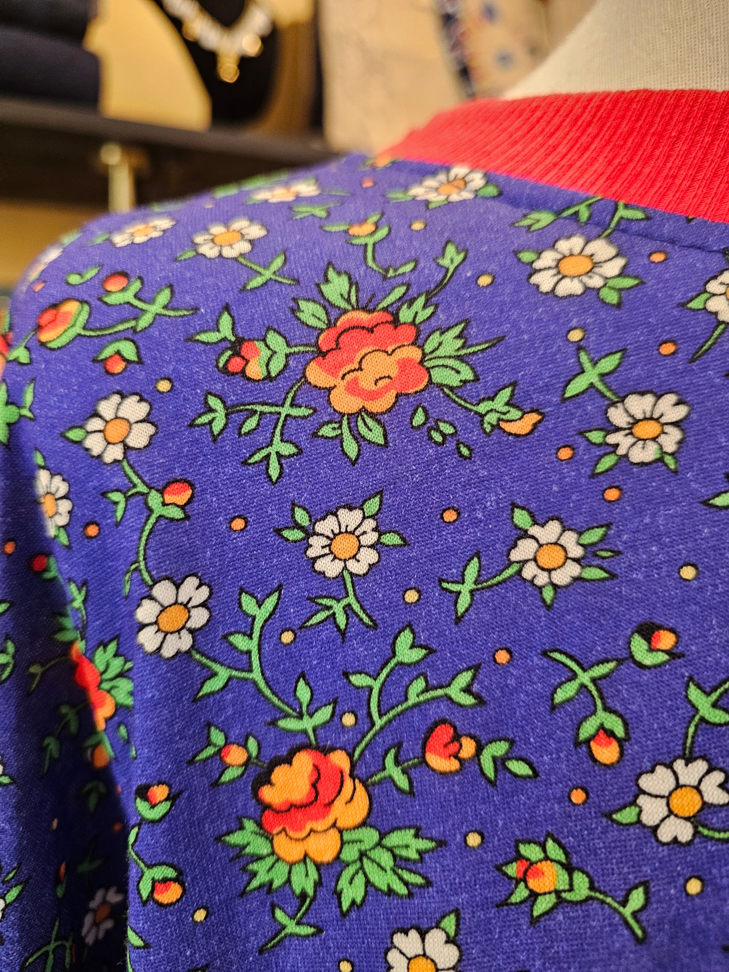 Tshirt + foulard The corner