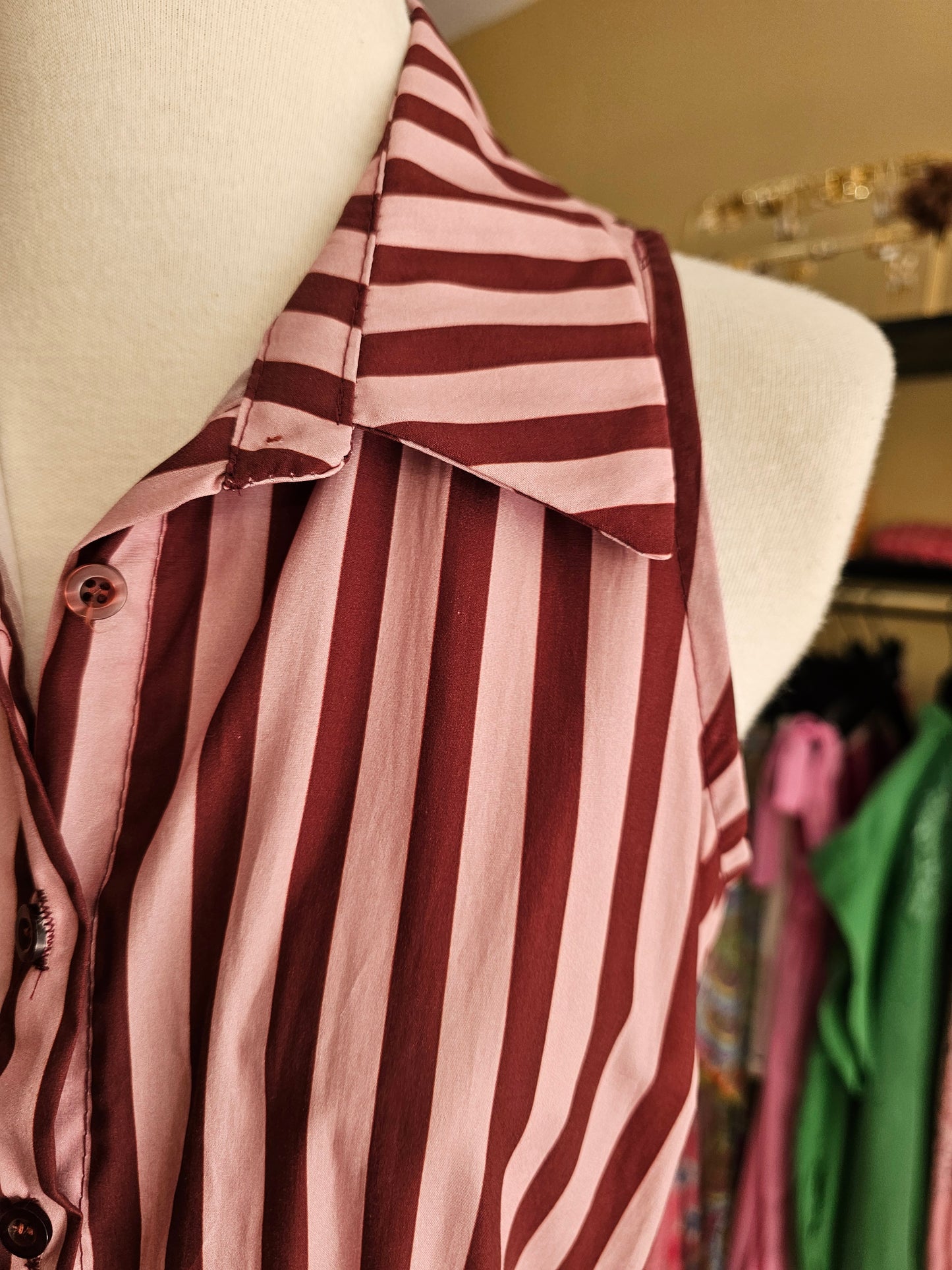 Robe rayée bordeaux et rose