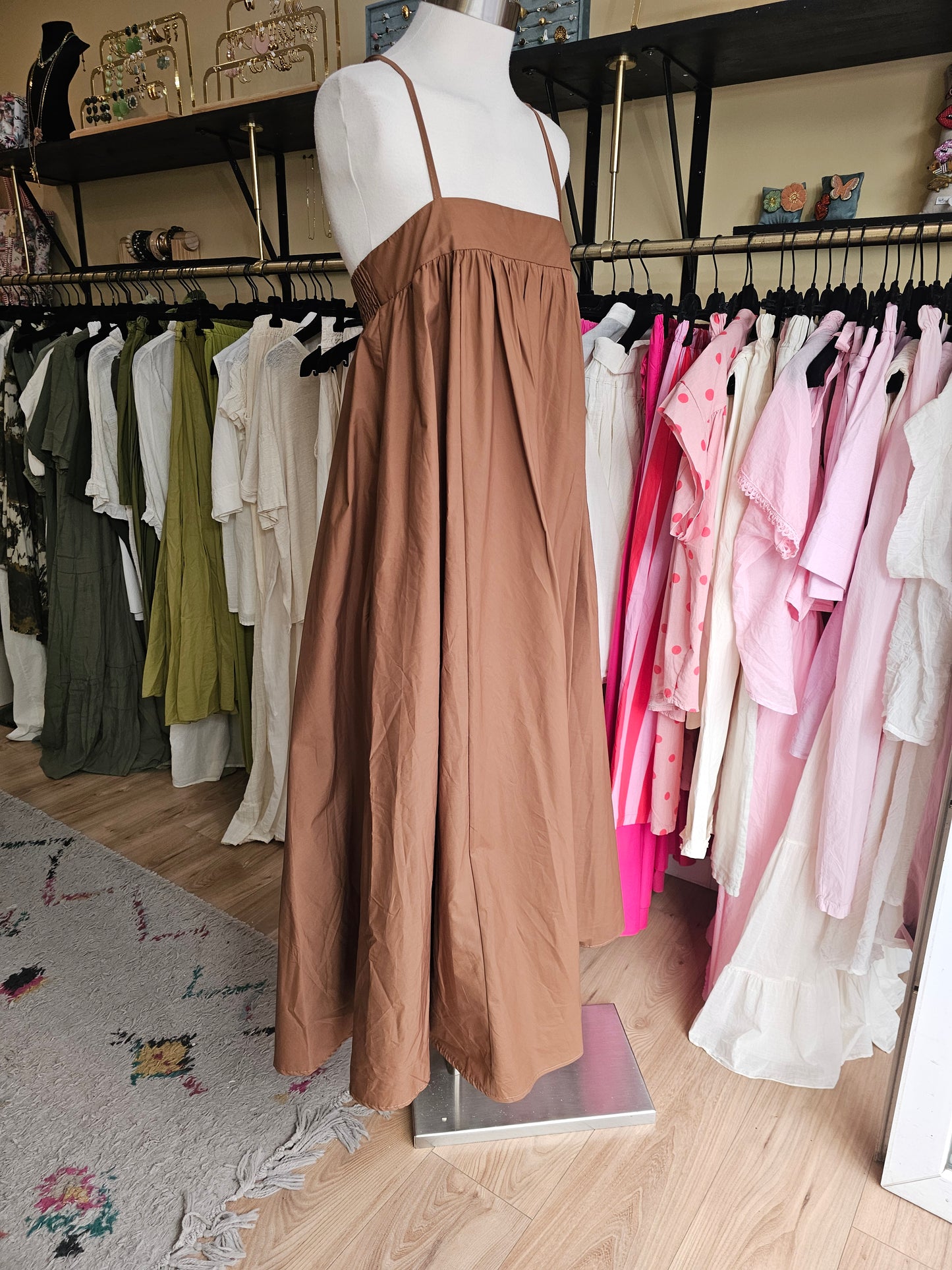 Robe à bretelles marron johanna paris