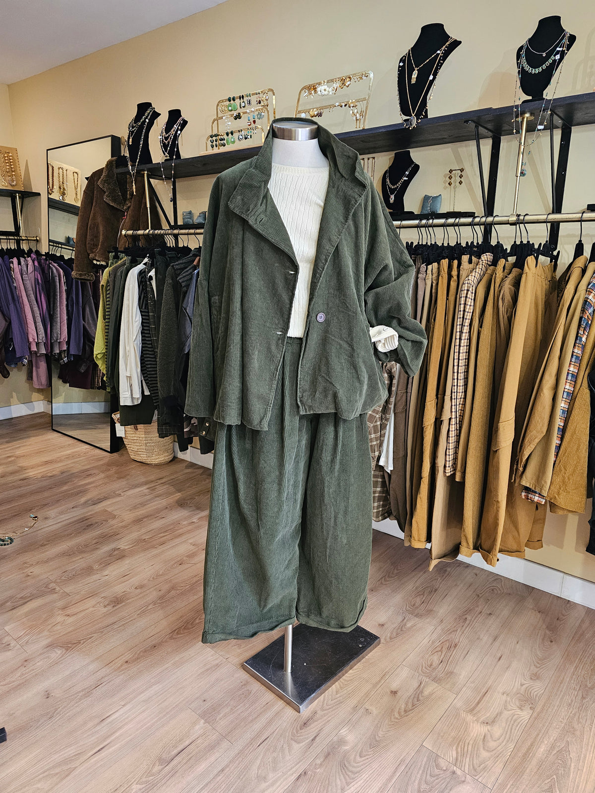 Veste en velours cotelé kaki Johanna Paris