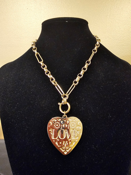 Collier love