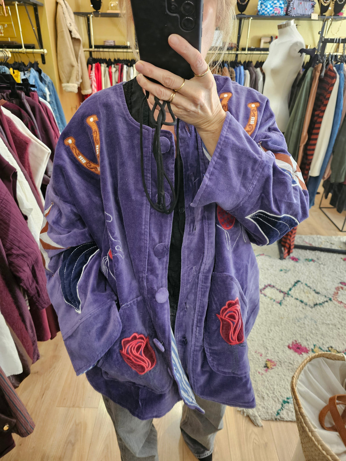 Veste en velours violet brodée The corner Paris