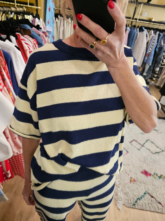 Top rayé