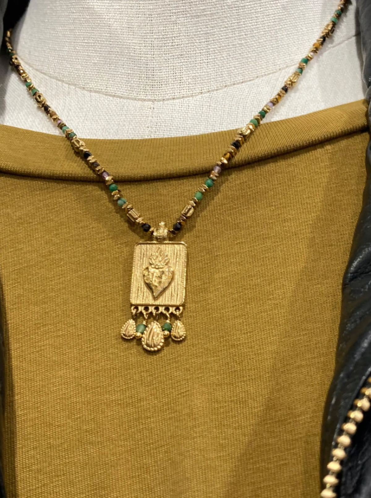 Collier