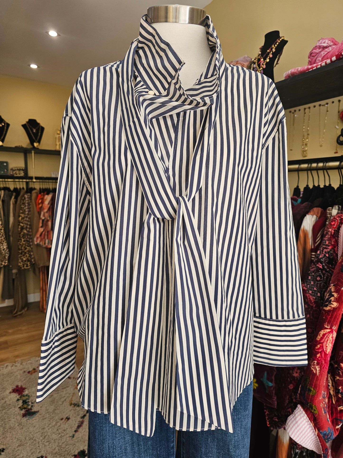 Chemise col fol foulard Adoré Paris