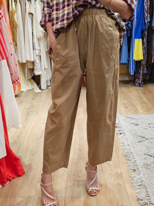 Pantalon logique camel Johanna Paris