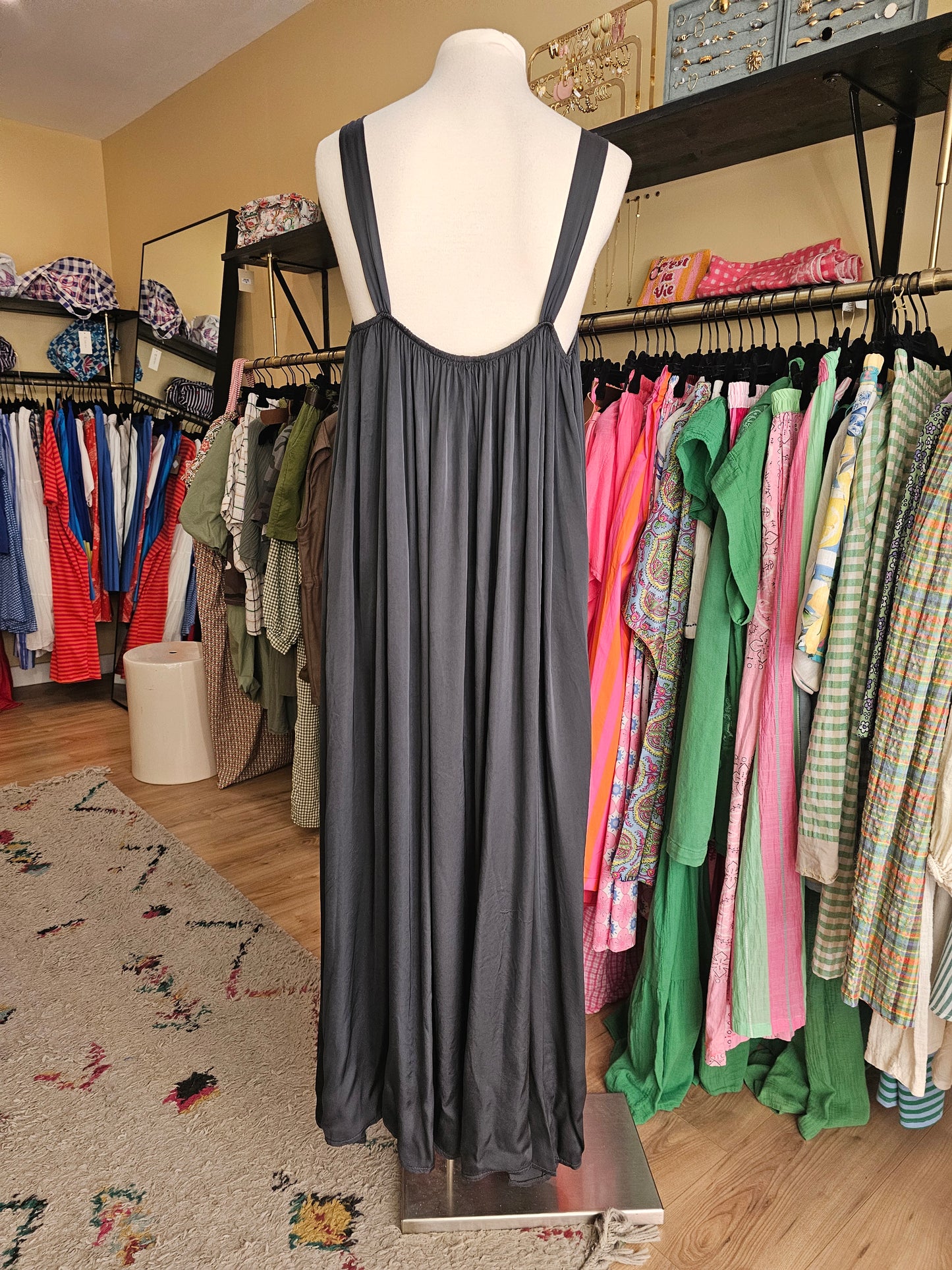 Robe the corner