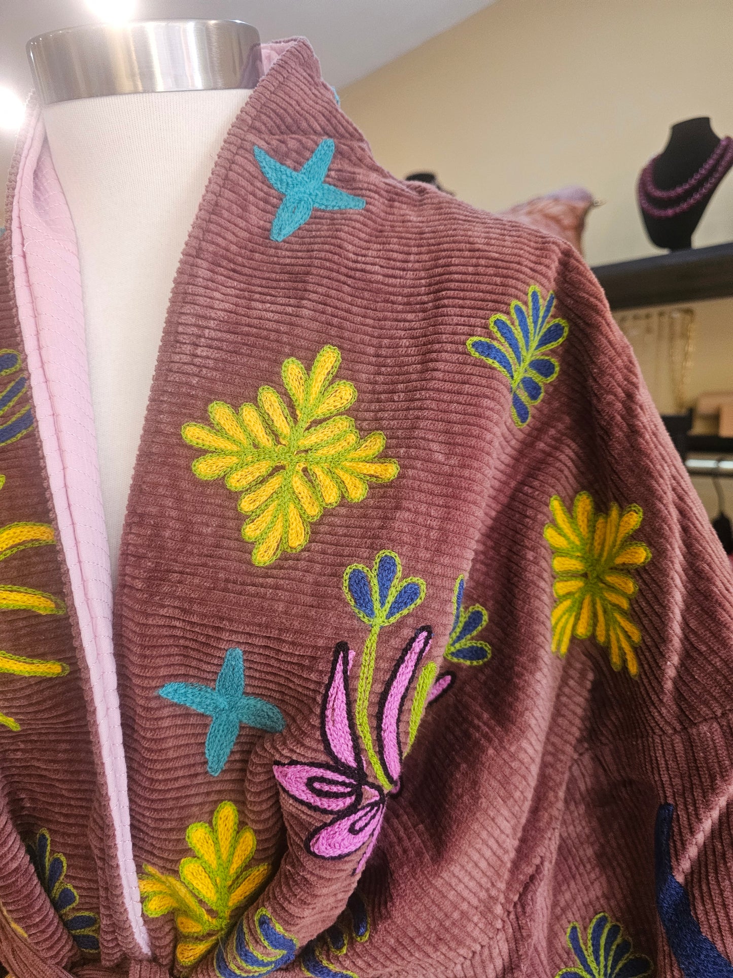 Kimono velours brodé The corner