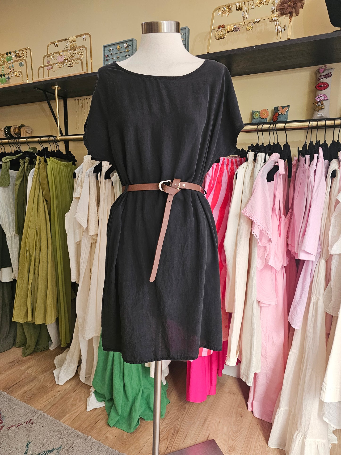 Robe courte en tencel noir