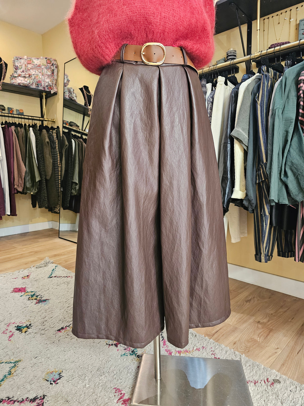 Jupe culotte en simili marron johanna paris