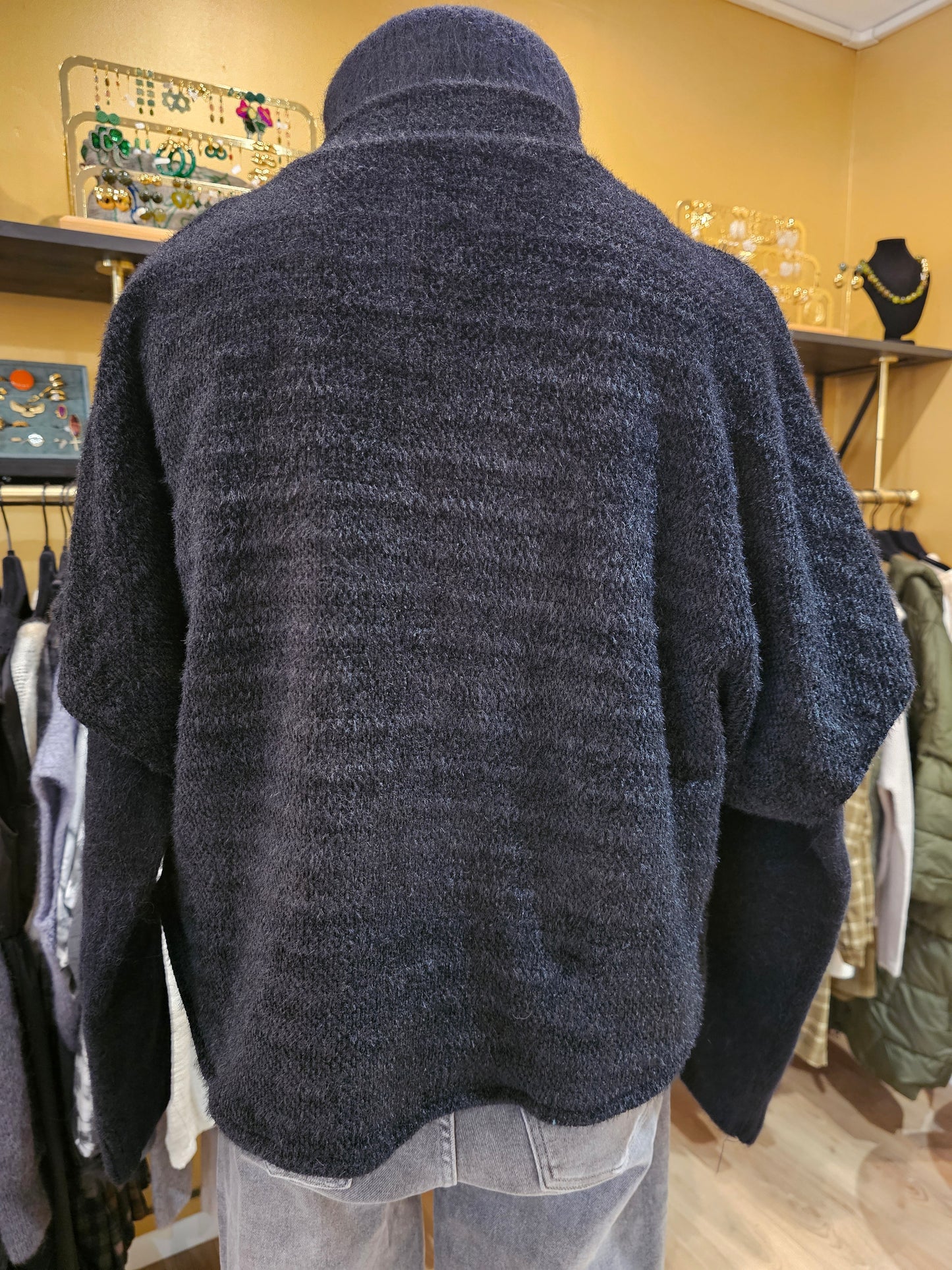 Veste noire manches courtes Johanna Paris